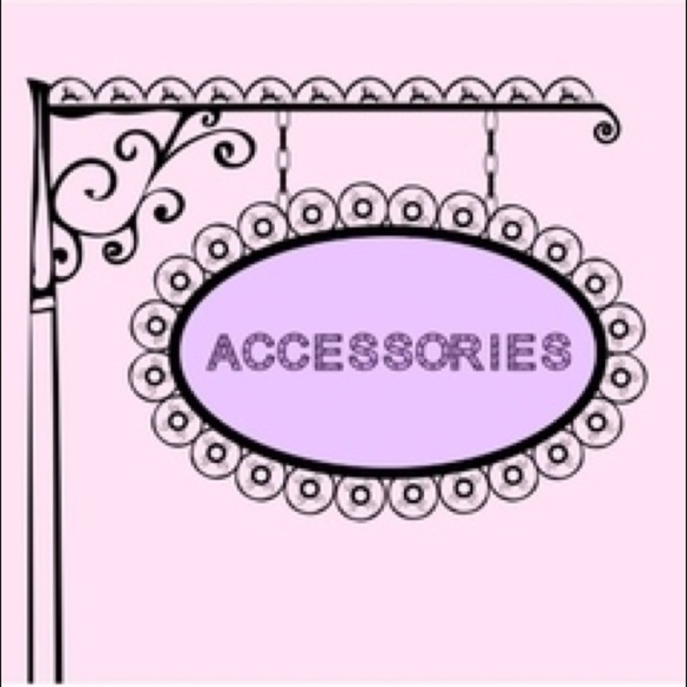 Welcome! I hope you enjoy my closet💖